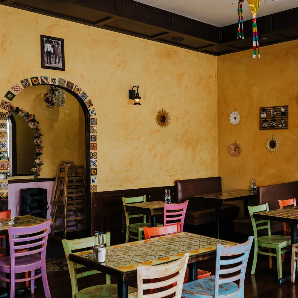 La Piñata dining experience